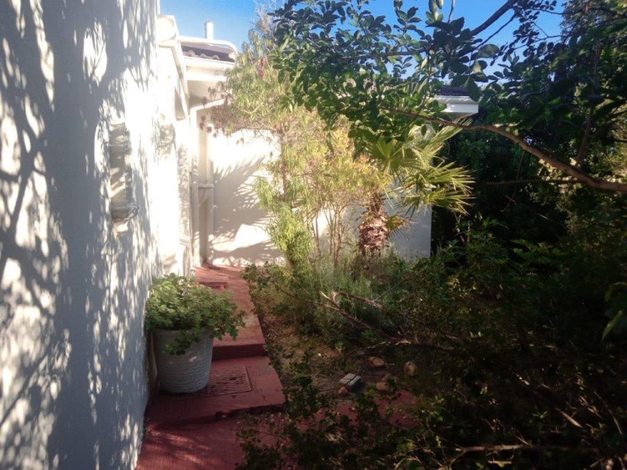4 Bedroom Property for Sale in Paradise Beach Eastern Cape